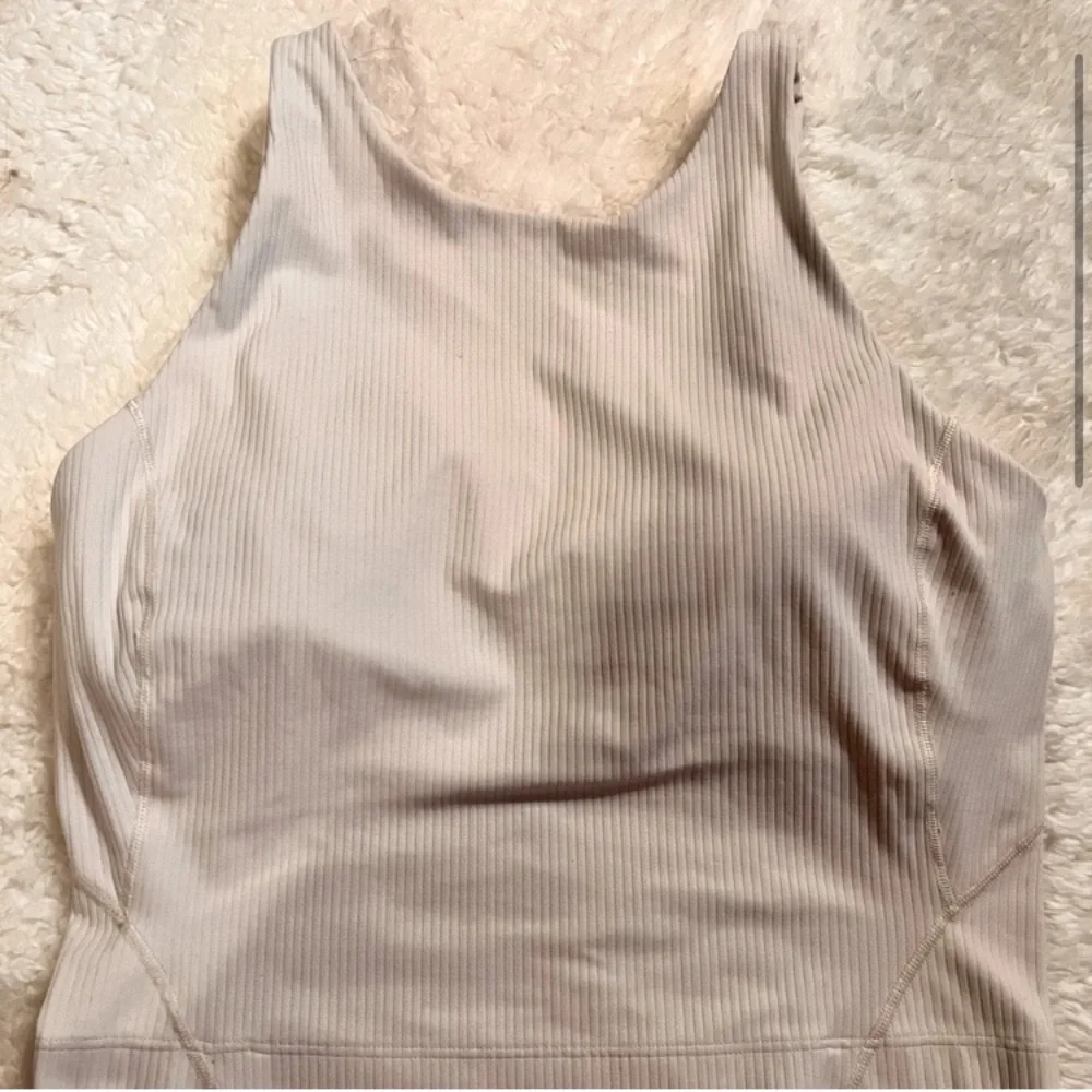 Lululemon Align Ribbed High-Neck
Tank Top White Opal - Picture 4 of 7